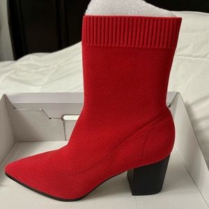 ALDO Priella Red Sz.6 stretch boots